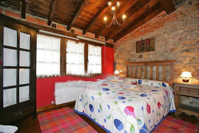 Maison d'hôtes La Xica Ll à Beceña Chambre photo