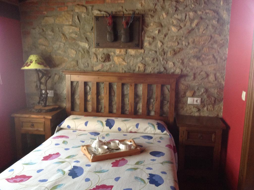 Maison d'hôtes La Xica Ll à Beceña Chambre photo
