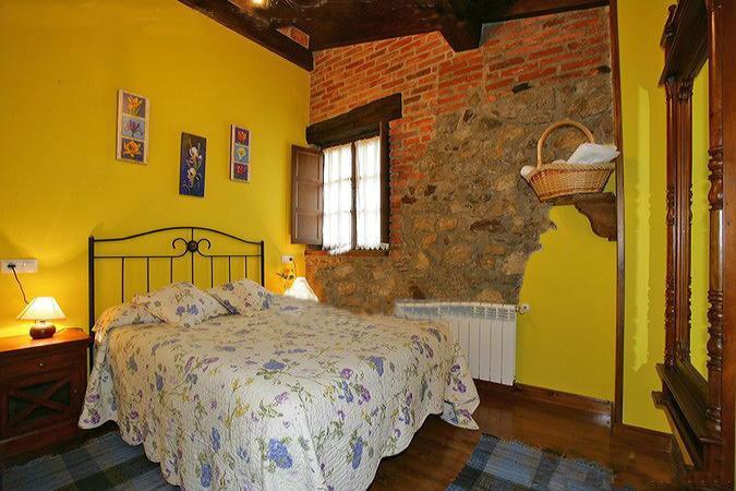 Maison d'hôtes La Xica Ll à Beceña Extérieur photo